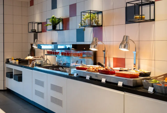 Plaza Express North Lounge buffet