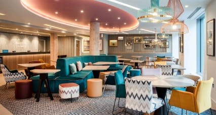 Hampton by Hilton Bath City Lounge