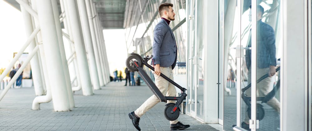 Airport scooter