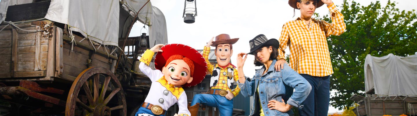 Meet and Greet with Woody and Jessie at Disneyland Paris