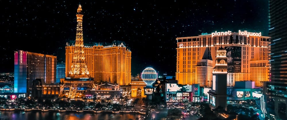 Skyline des Las Vegas Strip bei Nacht