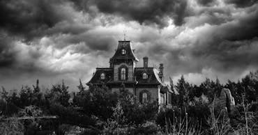 Add these spooky destinations to your Halloween bucket list