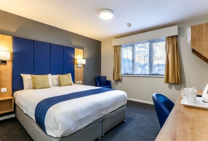 Stay And Park Hotels Near Stansted Airport www.holidayextras.com