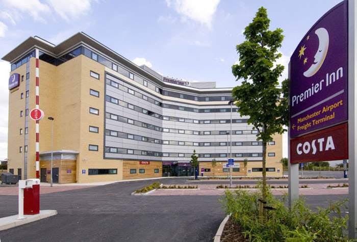 Premier Inn Manchester Airport North Exterior