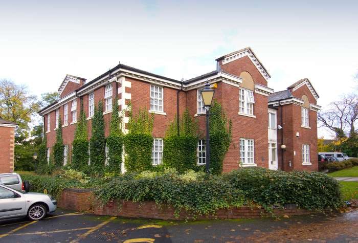 Premier Inn Stockport Central Manchester Airport Exterior