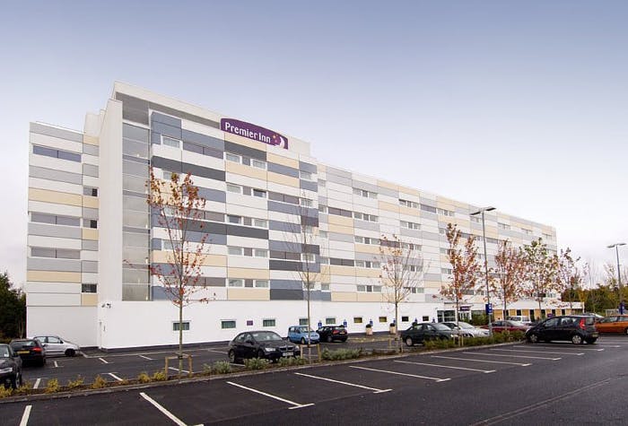 Premier Inn South Manchester Airport exterior