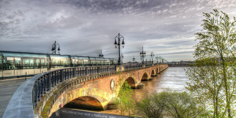 Pont de Pierre Brücke Bordeaux