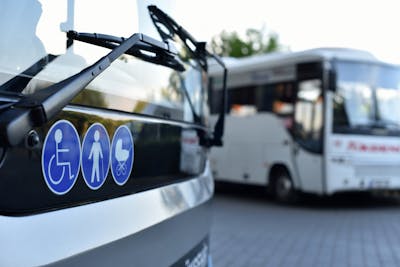Reisebusse mit barrierefreier oder barrierearmer Ausstattung 