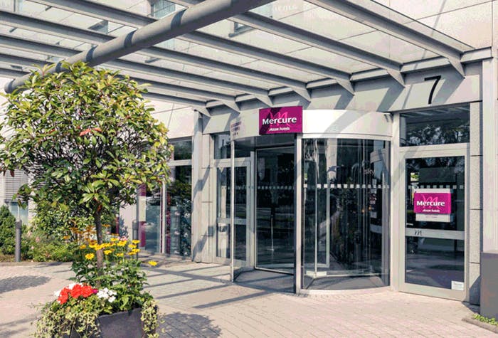Eingangsbereich Mercure Hotel D&uuml;sseldorf City Nord