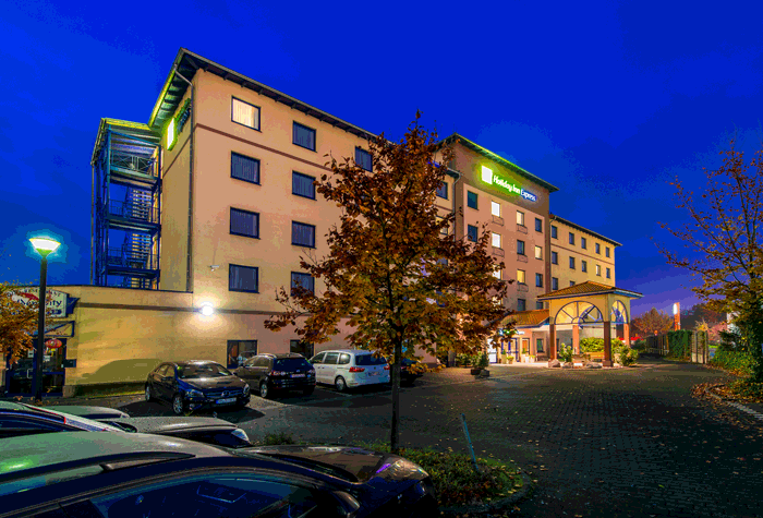 Außenansicht Holiday Inn Express K&ouml;ln-Troisdorf