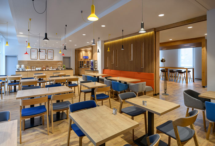 Frühstücksraum Holiday Inn Express Munich Airport - Erding