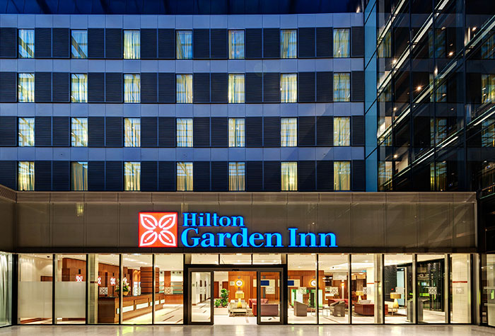Außenansicht Hilton Garden Inn Frankfurt Airport