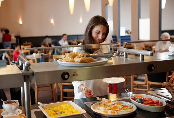 Frühstücksbüffet IntercityHotel Frankfurt Airport