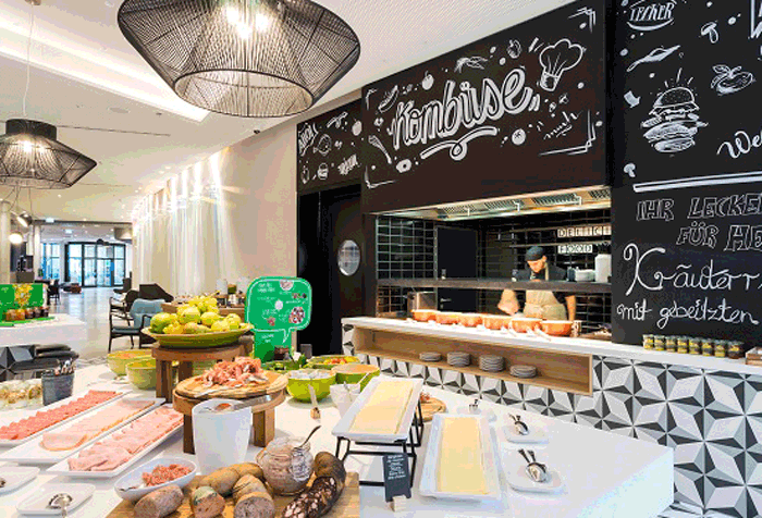 Frühstücksbüffet Holiday Inn Hamburg - City Nord