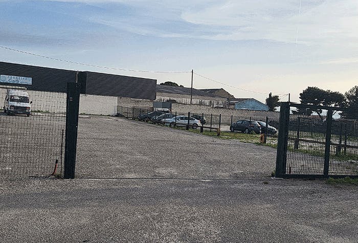 Yellow Park Parkplatz Marseille