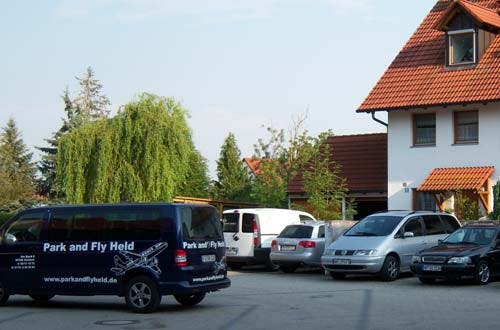 Park & Fly Held-Pretzl Parkplatz München