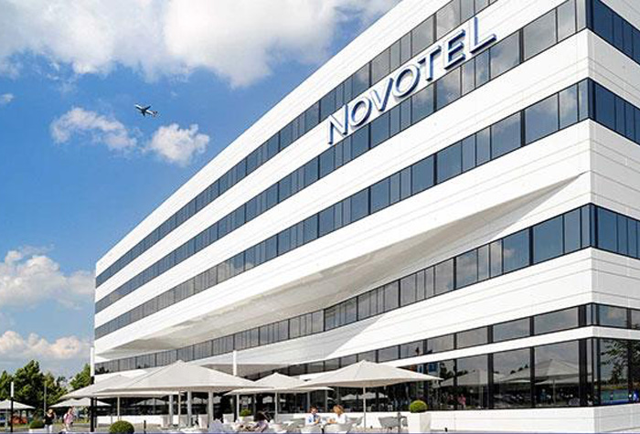 Außenansicht Novotel München Airport