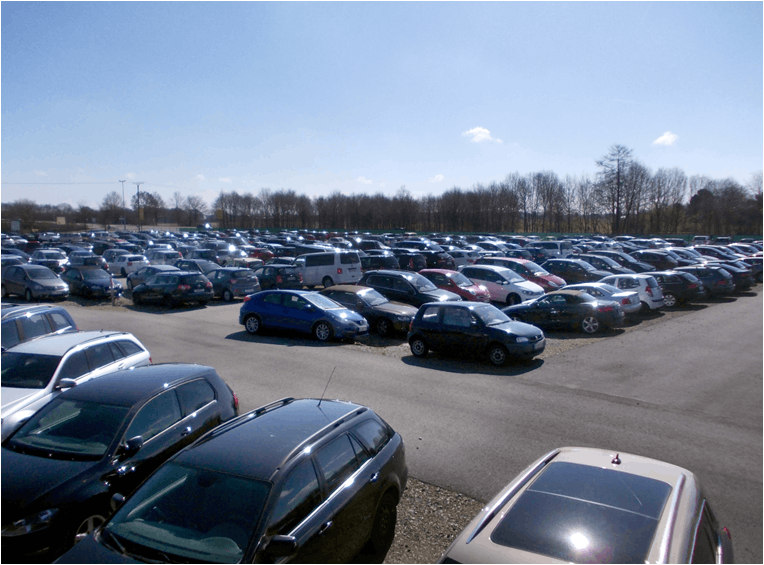 Billig Auto Parken Düsseldorf Weeze Flughafen www.parken-und-fliegen.de