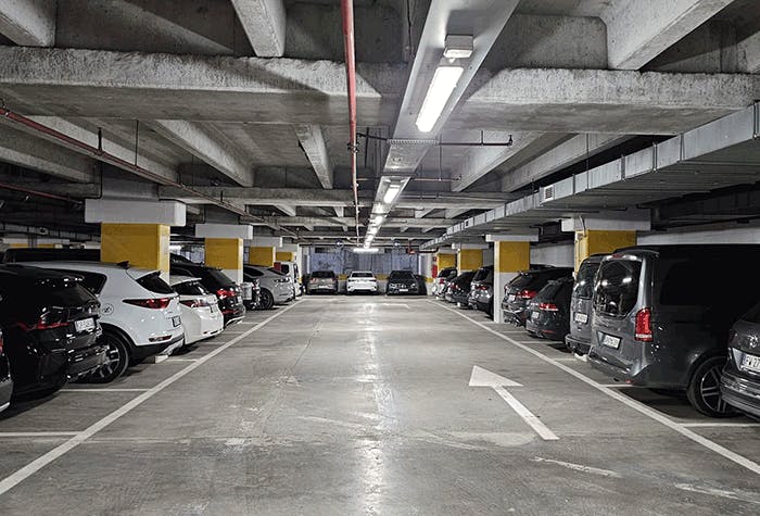 Drivers Gilbe Parkhalle Triest