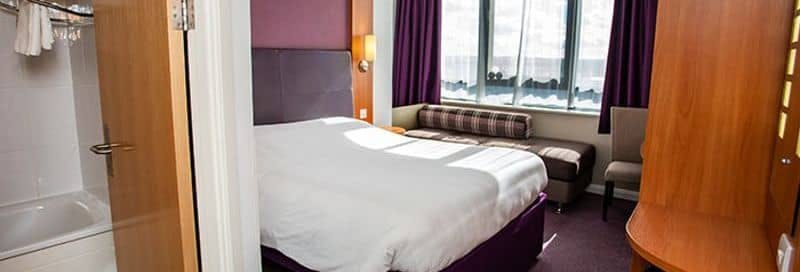 Room at the Premier Inn Luton Airport