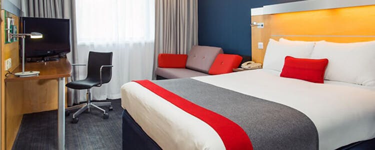 Holiday Inn Express Gatwick Airport hotel