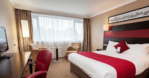 Crowne Plaza Manchester Airport Room